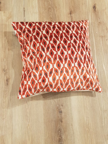 Hedvábný barevný povlak na polštář oranžovo-černý 45x45cm