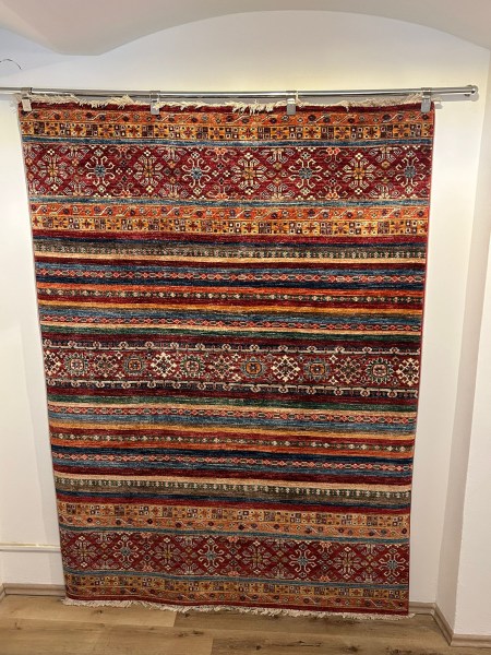 Vlněný koberec barevný 165x260cm